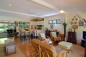 Byron Bay Accom 28 Childe Street, Byron Bay - Banaba